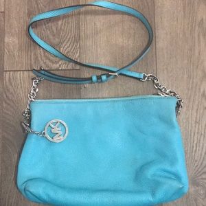 Crops the body light blue purse (Michael Kors)